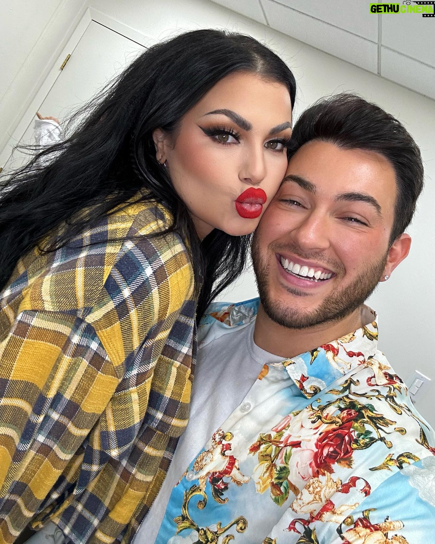 Manny MUA Instagram - my lil murder mystery angel 😇 new episode of fool coverage ft the AMAZING @baileysarian just went live!