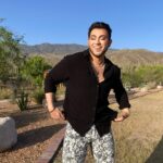 Manny MUA Instagram - is that a snake in your pants or… 🐍 - having so much fun being part of brow search here in AZ with @benefitcosmetics 💖