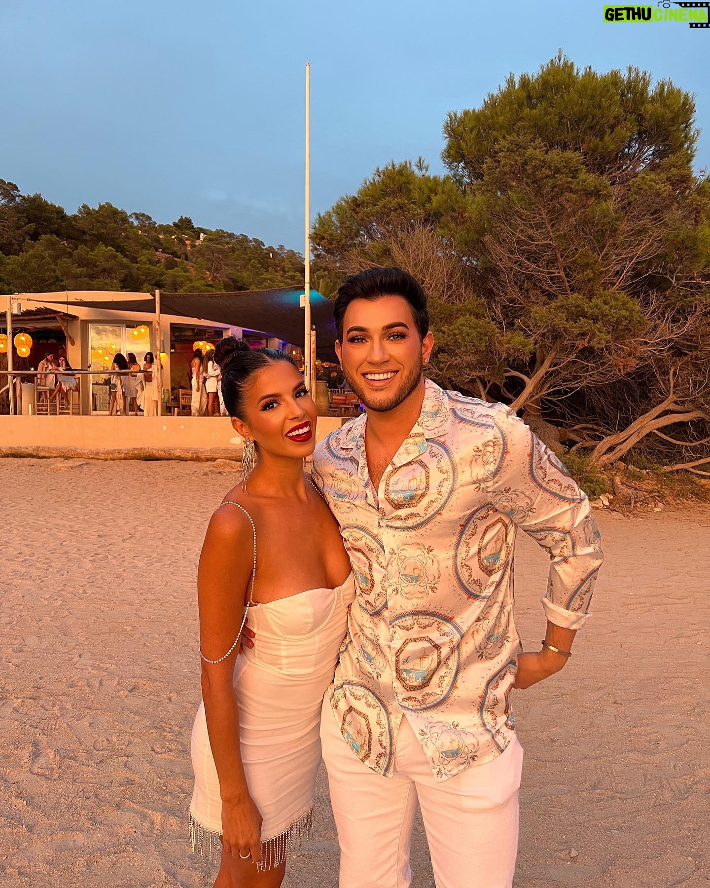 Manny MUA Instagram - a PHOTO dump?! in THIS economy?! 🤣 - ibiza has been miraculous thank you @olehenriksen for having me 🧡 a brand where the people behind it are just as incredible as the products
