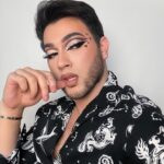 Manny MUA Instagram - draw me like one of your french girls 🎨 - shoutout to @boxycharm for their march boxes!!!! we got base, premium and luxe!! primer - @rarebeauty illuminating primer foundation - @charlottetilbury airbrush flawless foundation liner - @laurenconradbeauty eyeliner glow - @ciatelondon dewy skin glass glow tint eyeshadow - @natashadenona mini biba palette #boxycharm #boxycharmpartner