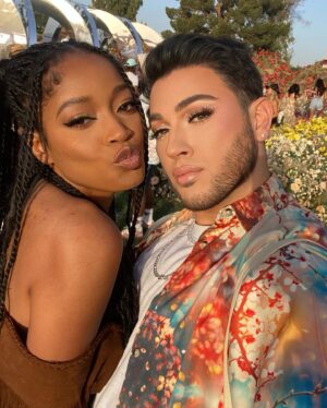 Manny MUA Instagram - helllla chella 🌸 sliving my best life