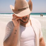 Manny MUA Instagram – Florida is one hell of a drug ☀️