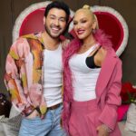 Manny MUA Instagram – yeah, I know we’re cool 😎
got to hangout with the legend @gwenstefani today! Thank you @gxvebeauty for having me 🩷