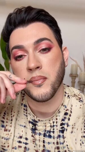 Manny MUA Instagram - i should call him…