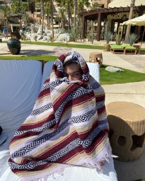 Manny MUA Instagram - this is your sign… go to cabo 🇲🇽