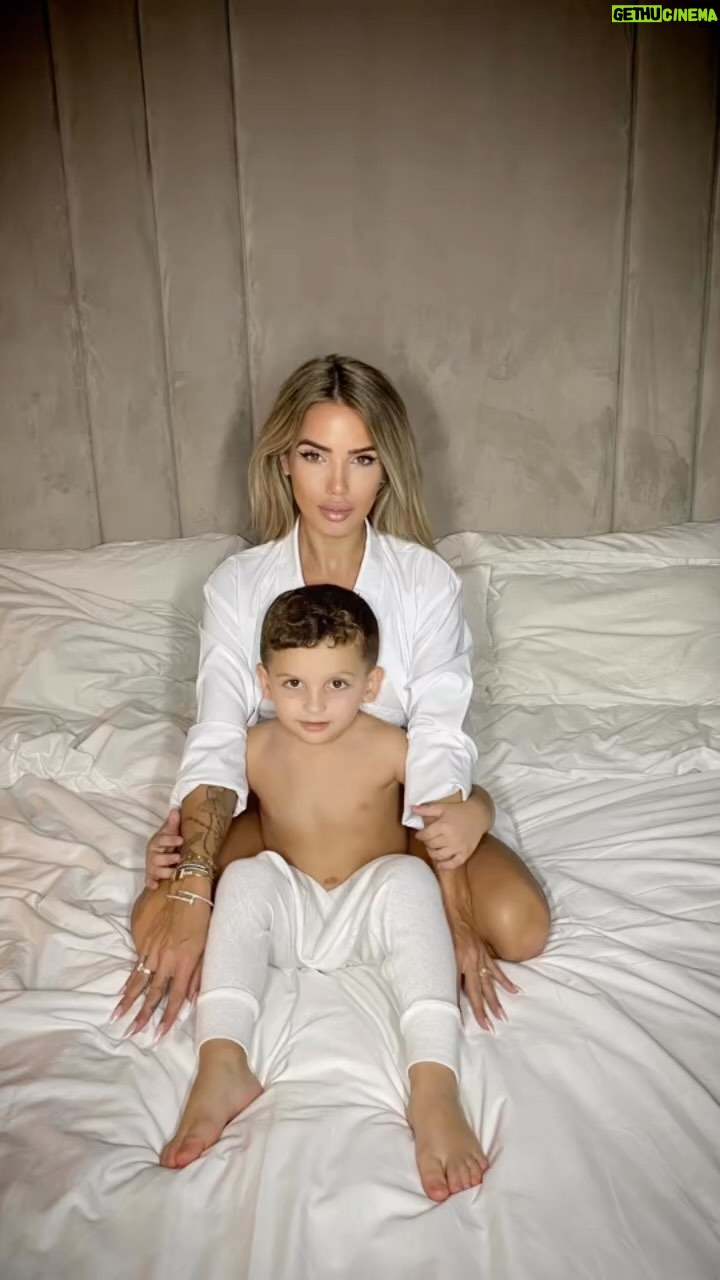 Manon Tanti Instagram - ONLY LOVE ❤️ mother’s love is the most powerful love in the universe ❤️ #family #love #momlife #momlove #❤️