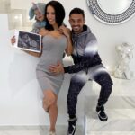 Manon Tanti Instagram - Voilà déjà bientôt 2ans que notre petit tiago est venu au monde .. et a bien grandi depuis Il est temps pour lui de devenir un grand ., un grand frère ... Un nouveau bébé tanti va bientôt venir agrandir la famille Illuminer nos vies , raccourcir nos nuits Et remplir nos vies de Bonheur #bientot4 @julientantiplein @tiagotanti