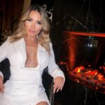 Manon Tanti Instagram – Mes amours j’ai des nouvelles pour vous ❤️
@SHEINfrance_ a lancé le concours de création de mode SHEIN X, soutenu par la Graduate Fashion Foundation en Europe. Tentez de présenter vos créations lors de leur défilé de mode SHEIN X Paris SS 2023 et de gagner 10.000€ ! Voici le lien pour participer:  https://fr.shein.com/campaign/sheinxdesigners-a

En plus mon code ✨MT23 est toujours valable. Il vous donne droit à 15% de réduction en 2023. 

#sheinxchallenge #SHEINforAll #ad
#sponsorisé

Réf bijoux : 11143304
Réf robe : 3507371