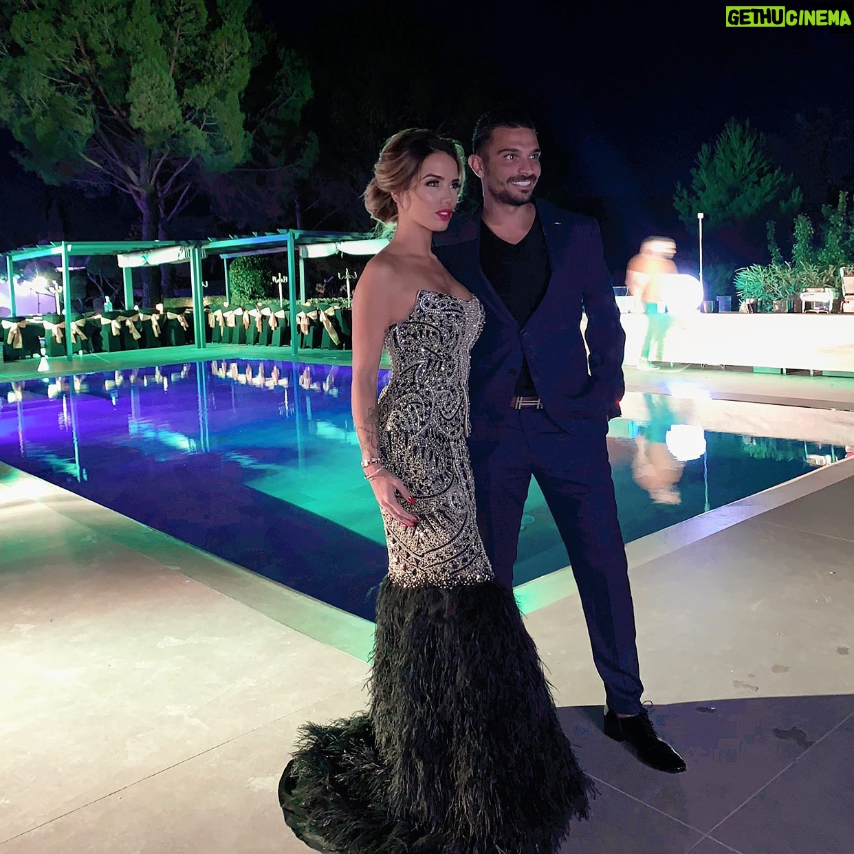 Manon Tanti - 238.8K Likes - Je promet de t’aimer et de te chérir pour toujours et à jamais ❤️ @julientantiplein (@diamonddressmarseille )