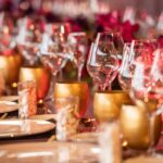 Manon Tanti Instagram – Tchin 🥂🍾 #j3
Merci à @lifesevents by Mathieu de @latelierlucitom pour notre magnifique décoration florale et notre papeterie concoctée par @sandieparadis 🥰
Merci à @donna.design pour le mobilier et à @options_aix pour la vaisselle dorée 😍

Merci à @vincenttournayre pour nous avoir cuisiné un repas gastronomique 🤗

Merci à @life.orchestra le meilleur orchestre !!! Et à @class_evenement d’avoir enflammé le dance floor 🕺

Merci à @papilloneclo pour le spectacle de tissu qui était juste magique ….. Merci à @ore_lou de nous avoir appris notre chorégraphie 🤗
Merci à @styledbysyria pour mon make up et à @sabrina_creation pour mon chignon
Merci au @champagne_beaugrand 
Merci à @cheerz pour la photobox et @letelepheriqueaphotos pour cette petite surprise 
Merci au @dragees.rosiere pour nos cadeaux invités 
Merci à @lylycake_creation pour notre wedding Cake
Merci à @diamonddressmarseille  pour cette jolie robe ❤️
Et merci à @mikevents pour notre lettre LOVE en fleurs 🌹 (Crédit photo @libre_comme_l_art)