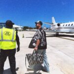 Manuel Turizo Instagram – De vuelta a la oficina a terminar el álbum. Este año venimos con 201 🔑🚪