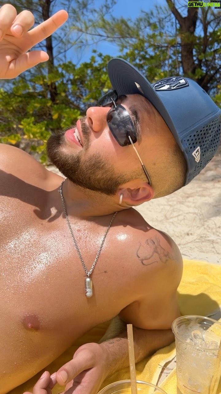 Manuel Turizo Instagram - Bebe mamasota bizcocho polet de oreo
