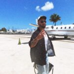 Manuel Turizo Instagram – De vuelta a la oficina a terminar el álbum. Este año venimos con 201 🔑🚪