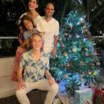 Manuela González Instagram - Como podrán ver, ya saben quien es el ALMA de la fiesta! 😝🤣🤣🤣🤣 Estar juntos, en medio de tantísimas personas en el mundo, elegirnos para celebrar la vida y hacer una vida juntos! Eso es mágico. No olvidaremos jamás cada alegría, el asombro con cada sorpresa y esos abrazos efusivos y sinceros que nos dimos. LOS AMO ♥️ (Desde el cielo, Glorita y Manuel han de estar muy orgullosos♥️💫)