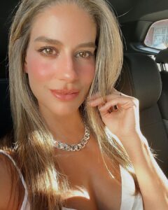 Manuela González Instagram - Solecito Bogotano 💎💫
