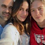 Manuela González Instagram - Que tarde tan feliz! ♥️🍰♥️🍰♥️ #cumpleMona #familia #Colombia
