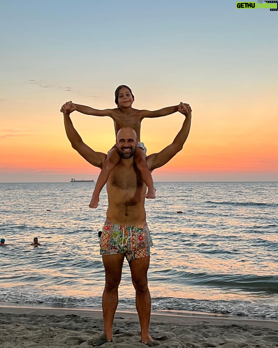 Manuela González Instagram - Santa Marta de mis amores, Con mis amores. ♥️