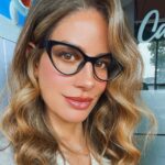 Manuela González Instagram - Ella es Lorena Maldonado, alias Lolo. Y muy pronto podrán conocerla en #TíaAlison 😜💥💫 Contando los minutos para que puedan disfrutar de esta hermosa historia! 🌺♥️🌺 @canalrcn