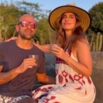 Manuela González Instagram - Todo sabe y se siente mucho mejor, Cuando decides arriesgarte… Hoy brindo por los sueños en los cuales insistimos pese a las dificultades, por los sueños que exigieron nuestro esfuerzo y perseverancia, por los sueños que nos arriesgamos a hacer realidad! En el 2019 este lugar no pasaba de ser una idea, una simple posibilidad y hoy ya tiene un camino en donde dejar huella…👣 Gracias Andrés, por ser mi compañero de vida, contigo todo sin duda se siente y sabe mejor! TE AMO ♥️ ¡SALUD! 🥃 @theglenlivetcolombia #GiroOriginal #Publicidad “Prohibase el expendido de bebidas embriagantes a menores de edad. El exceso de alcohol es perjudicial para la salud. 40% Vol.”