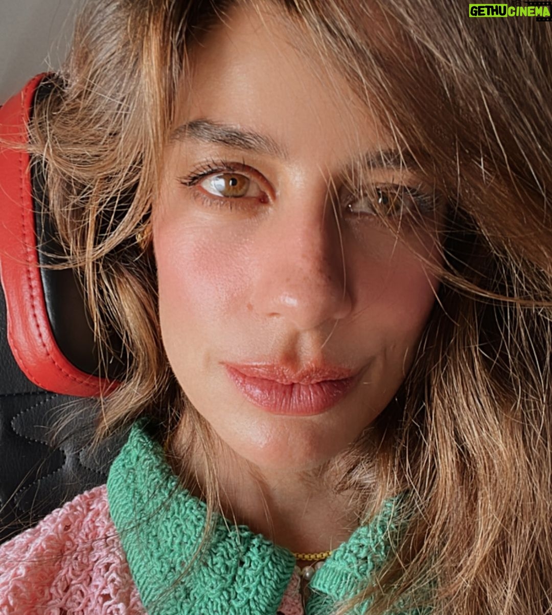 Manuela González Instagram - Hace unos días, Con la luz del cielo! 💫☄️🌈🌤️