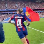 Mapi León Instagram - 𝐎𝐮𝐫 𝐥𝐮𝐜𝐤𝐲 𝐜𝐡𝐚𝐫𝐦 🤞😍 @marialeonn16 i el seu amulet...