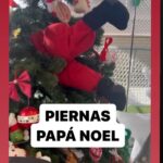 María Castro Instagram – PIERNAS DE PAPÁ NOEL!!!
Percha
Chándal rojo
Relleno de cojín
Calcetines
Y más bonito NO PUEDE SER!! Lo haréis!!????