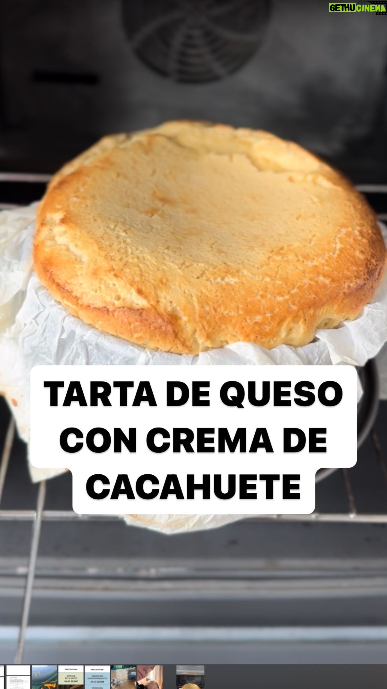 María Castro Instagram - TARTA DE QUESO CON CREMA DE CACAHUETE ( o cualquier otra crema de fruto seco!!!!!) - 5 huevos - 40 g queso parmesano - 200 ml nata montar - 120g azúcar glasé - 130 crema de cacahuete - 450 g queso de untar! Lo mezclamos todo y lo ponemos en un molde, sobre papel de horno previamente mojado. Se va al horno precalentado a 190 un media hora, hasta q el centro baile, pero no los bordes… Se va 3 horas a la nevera… y…. TAXHAN! Un espectáculo! La mejor receta que he probado hasta la fecha! Mi parte favorita ??? El centro!