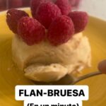 María Castro Instagram - OJO AL FLAN-BRUESA DE TAN SÓLO 4 ingredientes! Y fácil de memorizar… porque es el flan del UNO!! -UN huevo -UNA cucharada de queso de untar -UNA cucharadita de endulzante ( y UNAs gotas de vainilla como opcional) Se bate todo en el mismo recipiente, Se lleva al microondas UN minuto y después de decorarlo con frambuesas o mermelada, a zampar! BRUTAL!