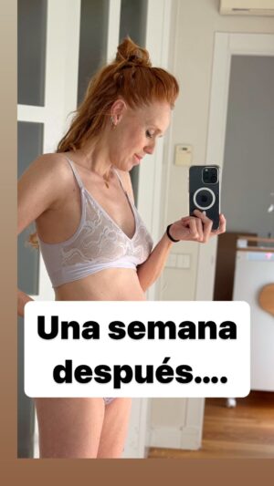 María Castro Instagram - Una semana después… y no, no hay más pasajeros a bordo… aunque Olivia siga acariciando la tripa dulcemente mientras le susurra “bebé…”. 
Creo q por momentos olvida lo que acaba de pasar, mientras el resto del tiempo la vigilamos de cerca tratando de mantener a Emma “”””con vida””””” jajaja tras uno de sus arrebatos de amor, como hermana mediana q ya es.
A algunos la foto no le parecerá estética… a otros incluso innecesaria….
Mientras,  yo solo veo belleza, magia y una necesidad de gritarle al mundo, que normalizar las situaciones, nos hace a los demás vivirlas, con más mesura, tranquilidad y asumiendo que “todo pasa”.
Ojalá mi red social, y mis pequeñas aportaciones, sirvan para darle aliento a alguien… con una persona, ya me daría por satisfecha!