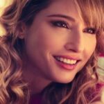María Elena Swett Instagram - Lo mejor de Kari @dimeconquienandaschv Capítulo 83 @chilevision Capítulo 84 @paramountplusar Las Baby Gol celebrarán la despedida de soltera de Lola, pero ciertos excesos conducirán a reveladores secretos... Puedes ver la teleserie completa a través de la plataforma @paramountplusar @paramountplus Y por Chilevision de lunes a jueves después de la teleserie turca Relaciones Peligrosas. #maneswett❌ #maneswett #Karilovers #kari #actrizdetelenovela #actrizdeserie #actrizdetelevisión #actrizdeteatro #actrizchilena #actrizdecine #teleserie #DimeConQuiénAndasCHV #DimeConQuienAndasCHV #teleserieschilena