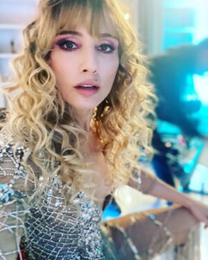 María Elena Swett Instagram - 🐱🐈‍⬛ ❌ Recuérdenme así •💋
.
Mi Gente Buena… Que tengan un lindo fin de semana junto a su familia. Disfrútense juntos cada minuto. Los abrazo y ya saben… Se les quiere por acá. 
.
Mane Swett
.
.
.
.
.
.
.
.
.
.
.
.
.
.
.
.
.
.
.
.
#día203