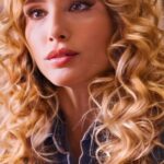María Elena Swett Instagram - Capítulo Final Primera Parte Lo mejor de Kari @dimeconquienandaschv Capítulo 119 @chilevision Capítulo 120 @paramountplus Las Baby Gol lograron atrapar a Paulo y pagará por sus delitos. #maneswett❌ #maneswett #Karilovers #kari #actrizdetelenovela #actrizdeserie #actrizdetelevisión #actrizdeteatro #actrizchilena #actrizdecine #teleserie #DimeConQuiénAndas #DimeConQuienAndasCHV