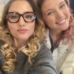María Elena Swett Instagram - @maneswett maestra mi madrina 🌹 🙏 Kari y Cass para @paramountplusar @dimeconquienandaschv