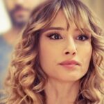 María Elena Swett Instagram - Lo mejor de Kari @dimeconquienandaschv Capítulo 98 @chilevision Capítulo 99 @paramountplus . Puedes ver la teleserie completa a través de @paramountplus @paramountplusar Y por Chilevision de lunes a jueves después de la medianoche #maneswett❌ #maneswett #Karilovers #kari #actrizdetelenovela #actrizdeserie #actrizdetelevisión #actrizdeteatro #actrizchilena #actrizdecine #teleserie #DimeConQuiénAndas #DimeconquienandasCHV