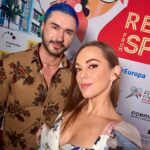 María Elisa Camargo Instagram - La felicidad de exaltar y celebrar el cine hispano… En el marco del Recent Cinema from Spain en Miami, @recentcinemafromspainmiami compartiendo con héroes de nuestra industria y nutriéndome de arte e historias maravillosas hechas en España. Gracias @garlemendezz por la invitación, qué honor sumarme a tu propósito, eres una DURA. Sigamos elevándonos y apoyándonos que así avanzamos más rico, con amor! @celinestoribio mi gran mentora, poder de mujer, gracias por siempre tenerme en cuenta y por ese cariño tan genuino! Tremendo reencuentro! Y a mi manager @alexandrajhleight qué emocionante sorpresa poder abrazarte y celebrar todo lo que se nos viene juntas! Gracias por apostarle a mi trabajo y no rendirte! A mi hermana/designer/stylist súper estrella @daniellabatlle por el vestidazo “escénico” perfecto para la ocasión (y el baile). Y Olé! 💃🏻 Si están en Miami, no se lo pierrrdan! Películas mágicas, hasta Nov 18 🎞️