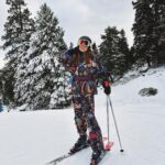 María Elisa Camargo Instagram – Have some mercy. It’s like my 7th or 8th time 🎿 Este peje salao se adaptó a la nieve ❄️ :: Gracias @catalinaramirezchaves (FELICIDADES amiga por tu Emmy! Eres una dura) & @jsilver329 (insanely committed content creator, risking his own integrity 💪🏽) por unos días mágicos – y un behind the scenes even better 🥂, so far so good, 2024!