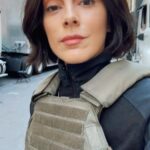 María Elisa Camargo Instagram - Another one I’m thankful for…. The gift that keeps on giving! Thank you for the waves of LOVE I’ve gotten through Valeria. Nothing cooler than being accepted and respected by the passionate gaming community - it’s been 2 amazing years 🍾 GRACIAS chiquitos por tanto! And thankful to my Infinity Ward family for making this ride so joyful and smooth. I’m so lucky 🍀❤️ Happy Thanksgiving 🍁🦃