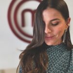 María Fernanda Yépes Instagram – Profunda, intensa, desafiante, divertida, vertiginosa… 
Así es esta aventura llamada @masterchefcelebrityco y créanme me la estoy gozando TO- DI- TA con sus luces y sus sombras🦾👩🏻‍🍳✨🇨🇴

Que linda experiencia!!!! Gracias @canalrcn 

Entonces que chic@s #teamFer?