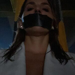 María Fernanda Yépes Instagram - LÍNEA DE TIEMPO 🎬
Una película que rodamos en Medellín en el 2021 y que hace dos semanas salió en carteleras de cine en todo el país.
Gracias a ustedes público maravilloso que llenaron las salas y que gracias a su presencia estamos por segunda semana en cartelera.

Gracias a mi talentoso director @yesid_leone_m por este gran viaje. 
Gracias @resplandorfilms por hacerlo posible. 
Gracias a todo el elenco y crew maravilloso por un impecable trabajo.

Los quiero❤️🙏🏻🎬
Larga vida al cine. 

Ya esta semanita nos despedimos de cartelera. Así que corran a verla!!!