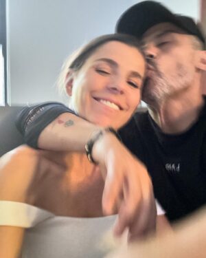 María Fernanda Yépes Instagram - Hay amores que son para toda la vida❤️‍🔥

Te adoro hermanito @juandavidrestrepoactor 
Siempre es una recarga verte!!!!