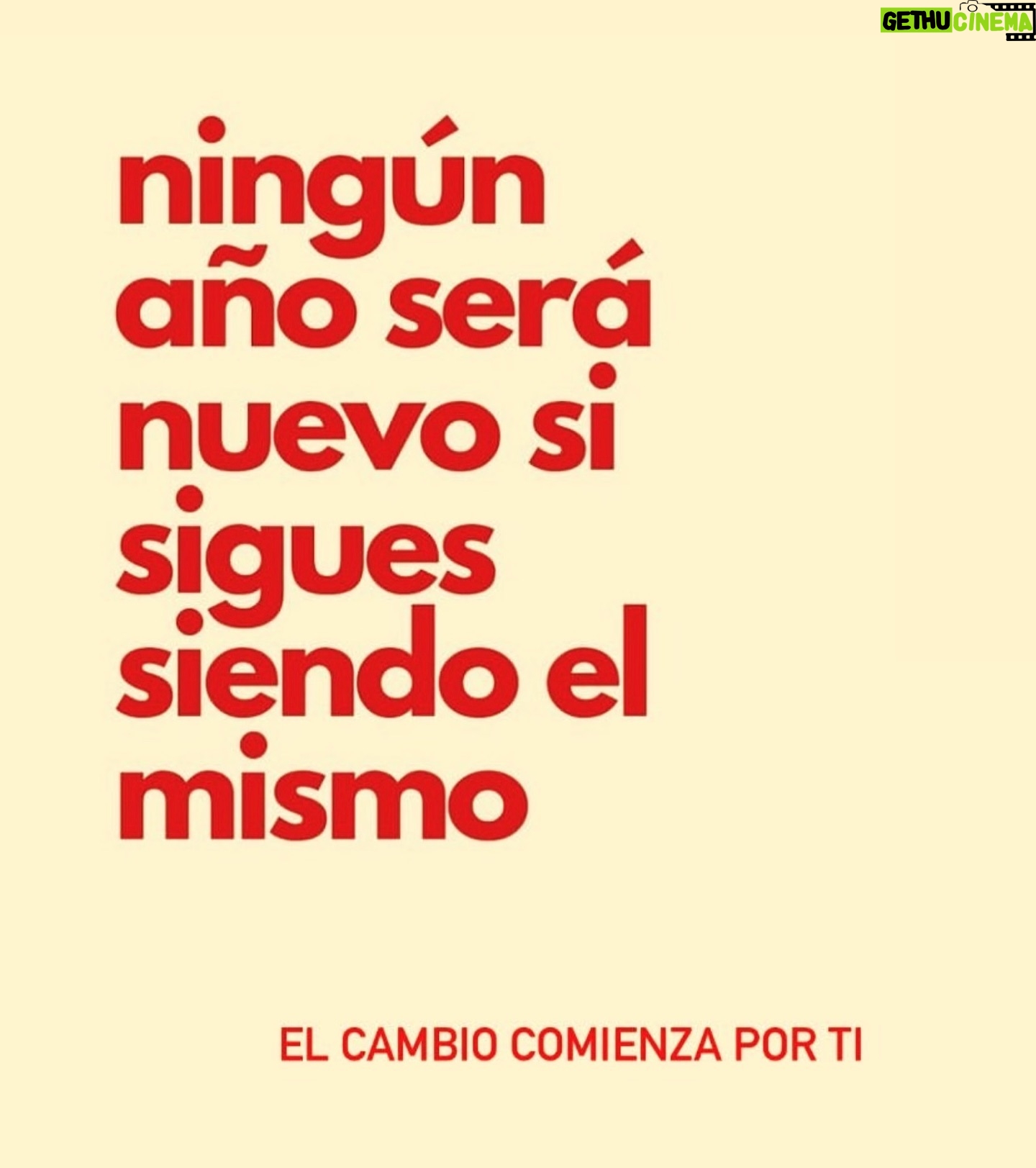 María Fernanda Yépes Instagram - Comienza por ti✨🤍