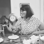 María Gracia Omegna Instagram - A estas dos que me educan en la maternidad. Feliz día a todas las que crían. Fuerza, paciencia y encanto.