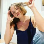 María Gracia Omegna Instagram - Su melena, en su sábado 🐌