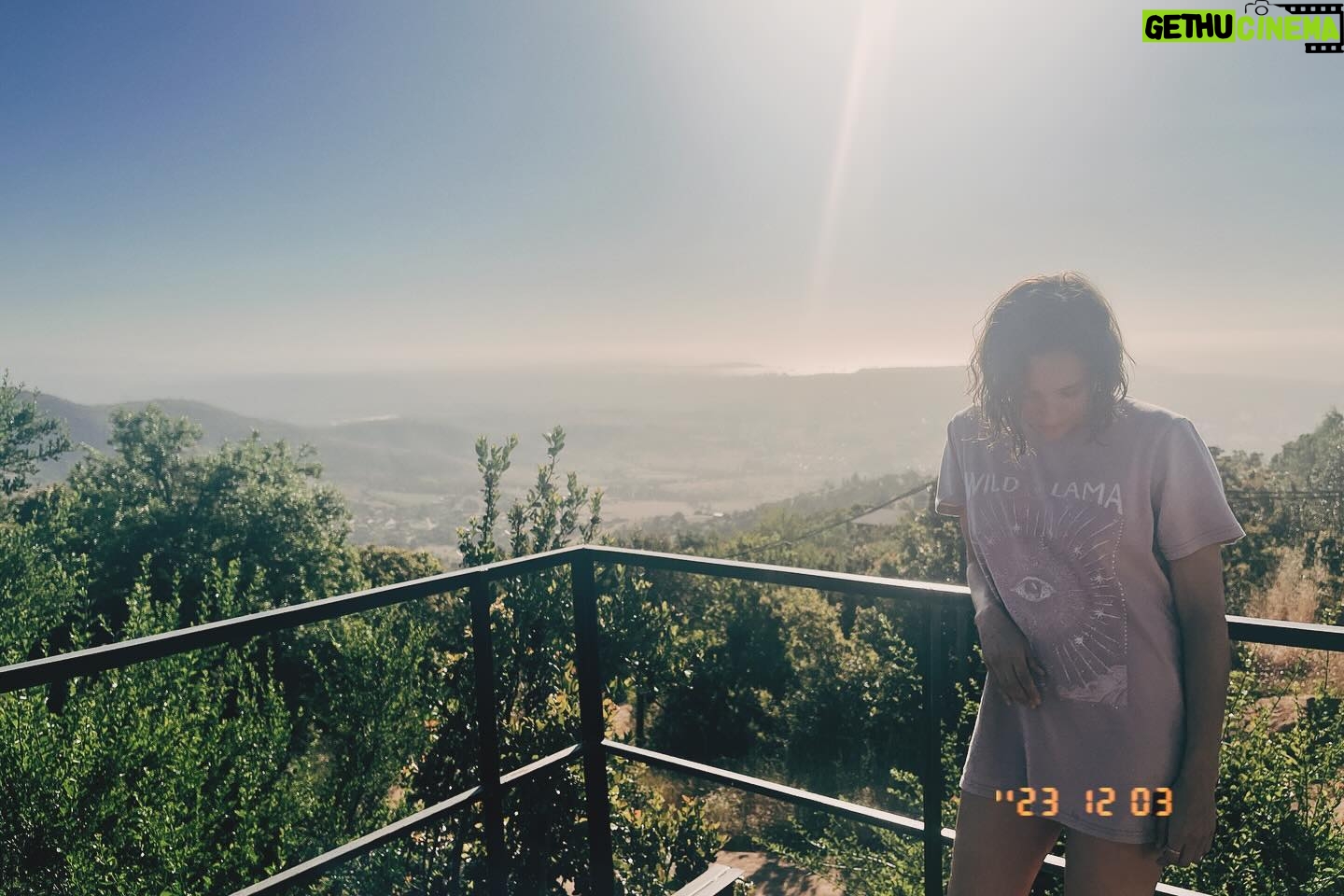 María Gracia Omegna Instagram - Un atardecer 🏝️