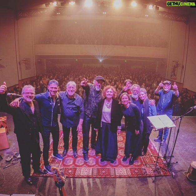 María Gracia Omegna Instagram - El otro día tuve el honor de relatar, junto a gloria, en el concierto de @grupocongresooficial en música de memoria. Y ha sido una de las experiencias más lindas. Cuanto talento y consecuencia.