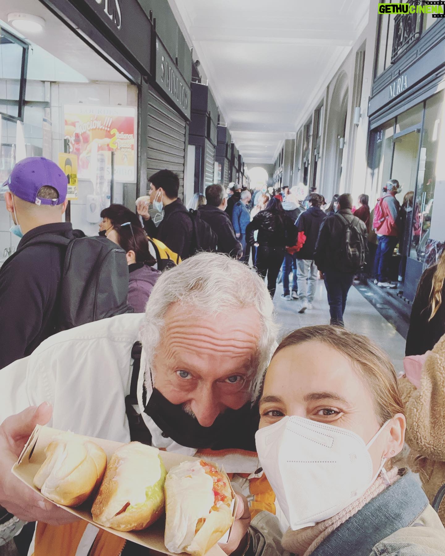 María Gracia Omegna Instagram - Recuento de un domingo patrimonial, con mucho olor a infancia.