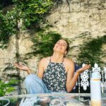 María Gracia Omegna Instagram - Por fin llego la brisa.