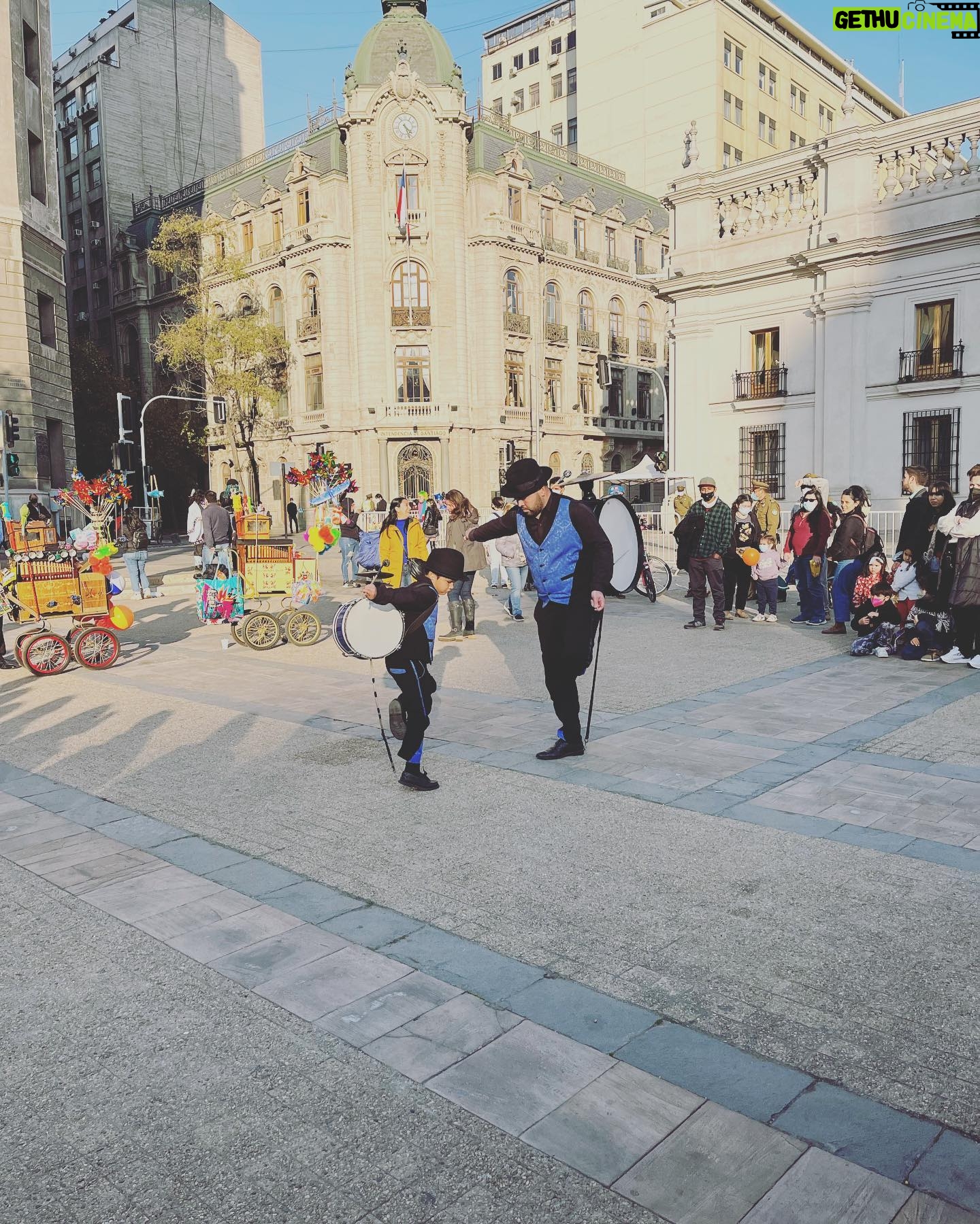 María Gracia Omegna Instagram - Recuento de un domingo patrimonial, con mucho olor a infancia.