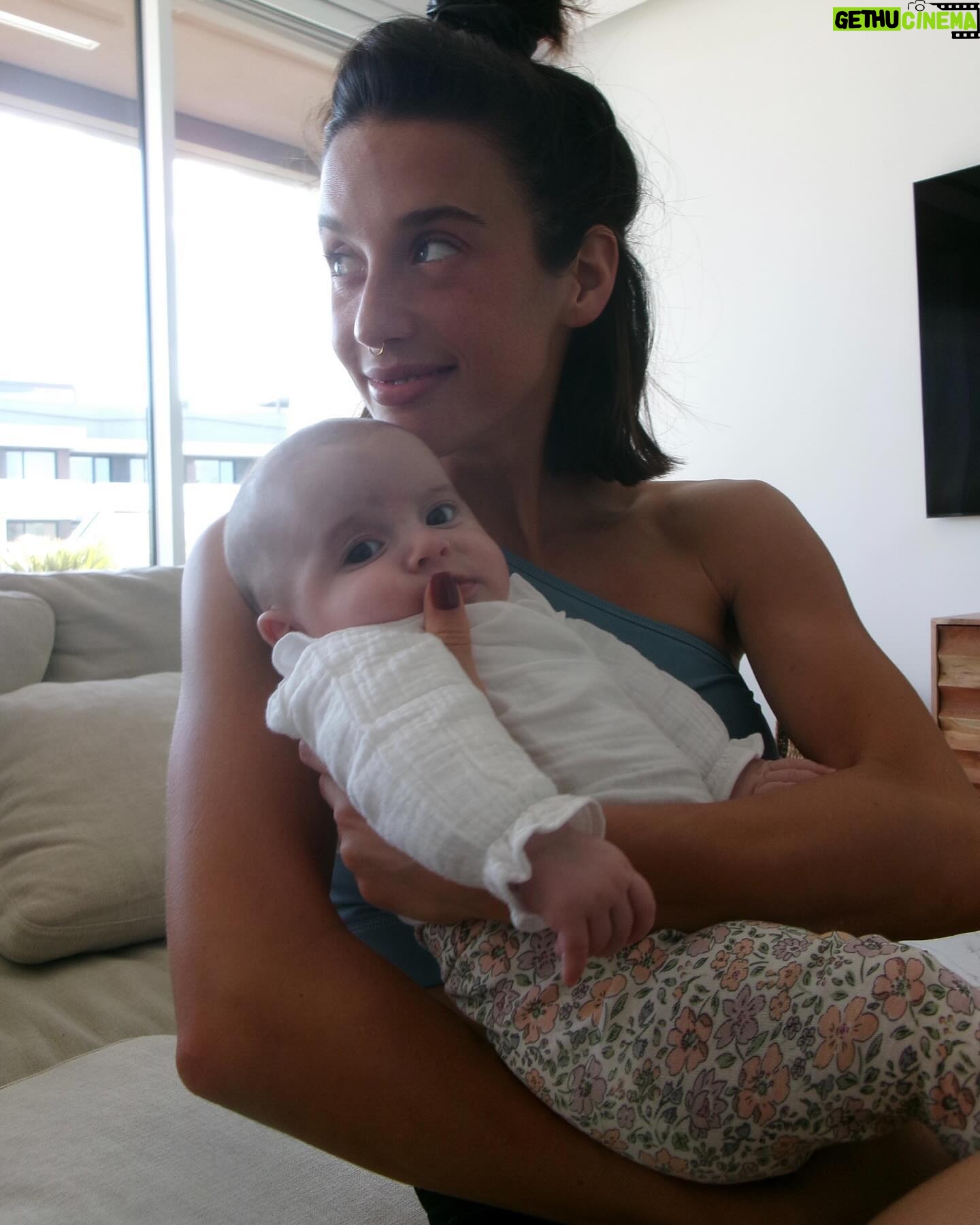 María Pedraza - 351.1K Likes - My beautiful niece 🐥🦋🐬🐝🌼