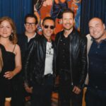 Marc Anthony Instagram - Mi gente! Mucho por compartirles y seguimos celebrando #MUEVENSE